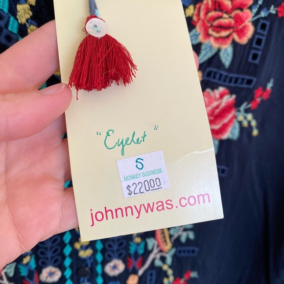 Johnny Was • NWT Navy Embroidered Tunic Top - Picture 5 of 6